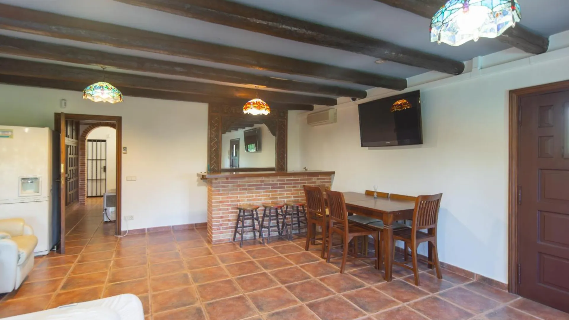 فيلا Casa De Lujo En Torre Valentina كالونج بيت للعطل