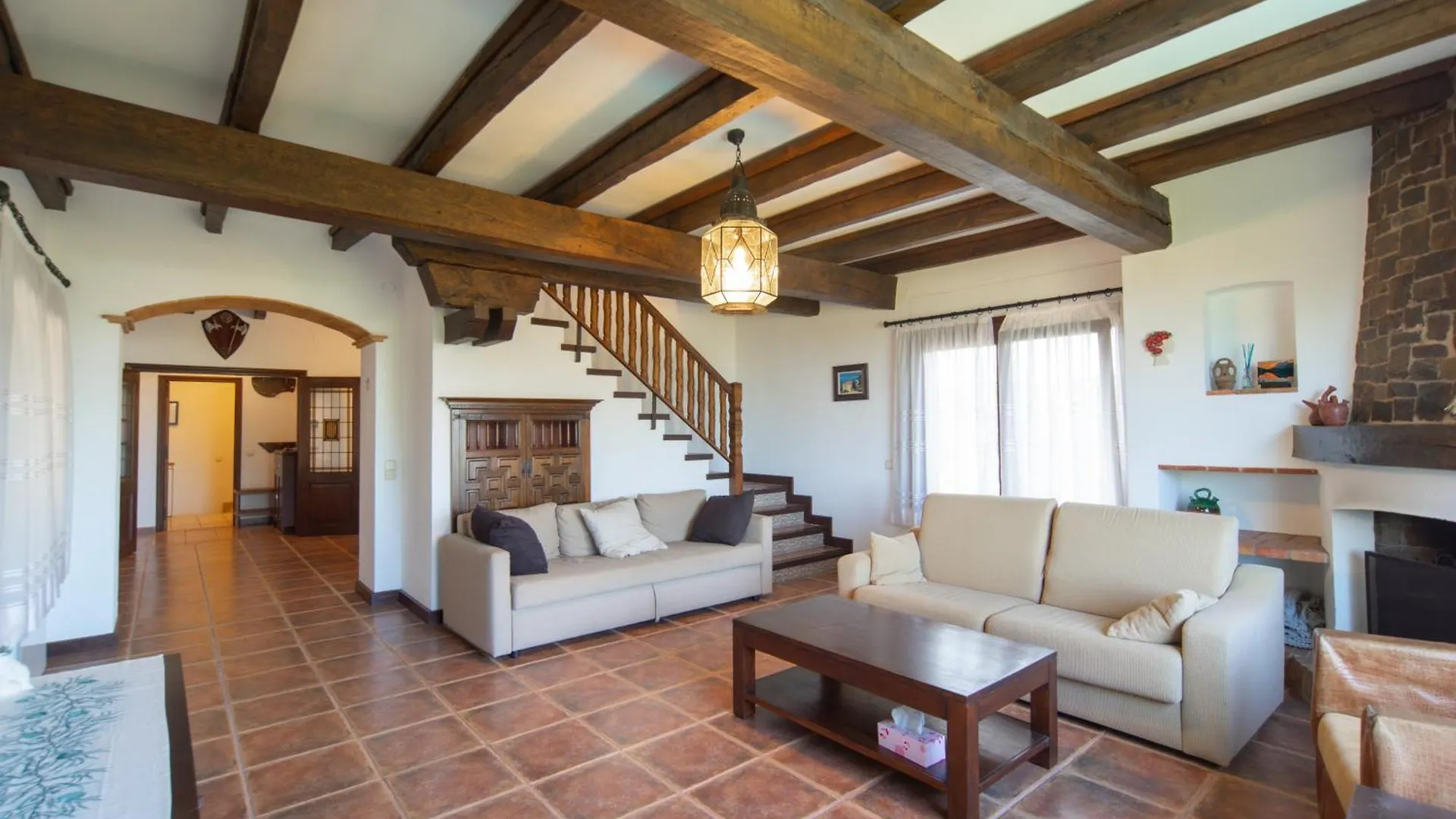 بيت للعطل فيلا Casa De Lujo En Torre Valentina كالونج