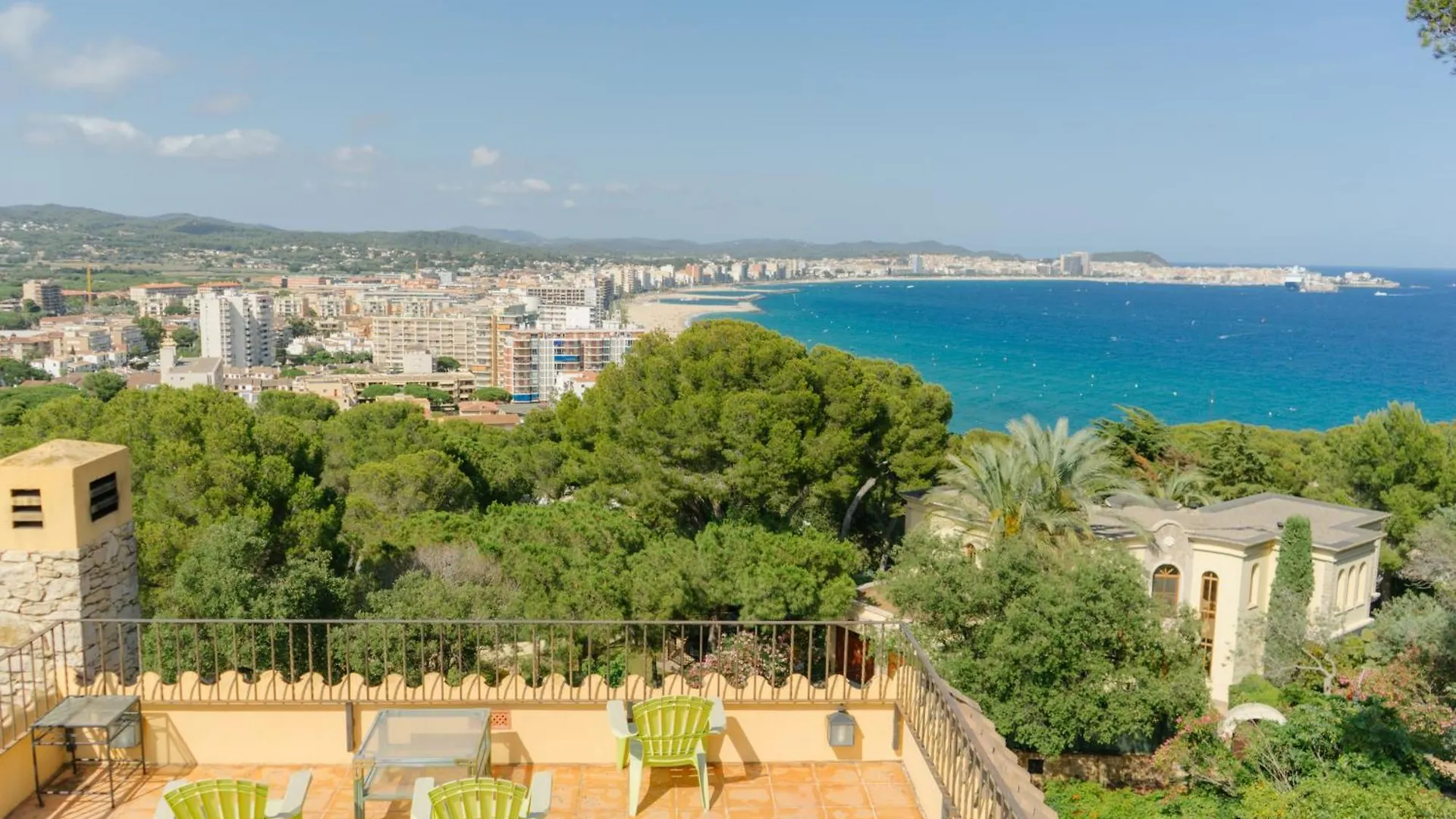 فيلا Casa De Lujo En Torre Valentina كالونج بيت للعطل
